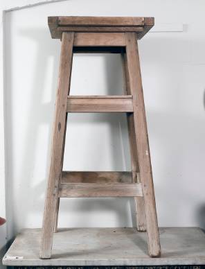 A French late 19th century bleached oak artist stand